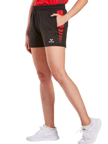 erima Six Wings Shorts in schwarz/rot