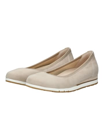 Gabor Ballerinas in Creme