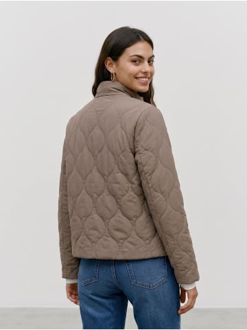 Vero Moda Steppjacke in Walnut