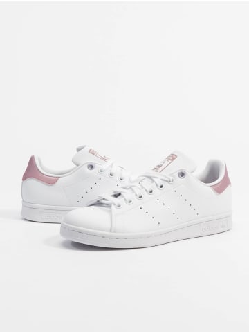 adidas Turnschuhe in magic mauve/footwear white/purple