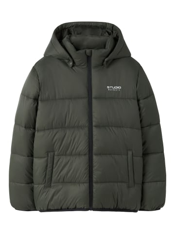 name it Jacke in Deep Depths1