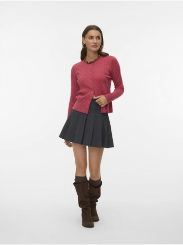 Vero Moda Pullover in holly berry