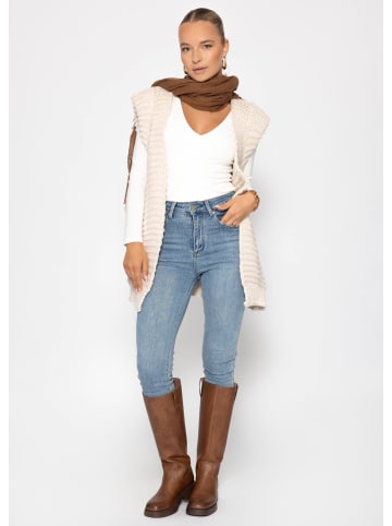 SASSYCLASSY Lange ärmellose Strickweste mit strukturierten Schultern in Offwhite