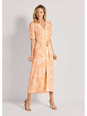 MADELEINE Durchgeknöpftes Sommerkleid mit floralem Print in pfirsich / weiß