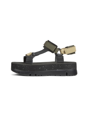 Camper Sandalen " Oruga Up " in Schwarz