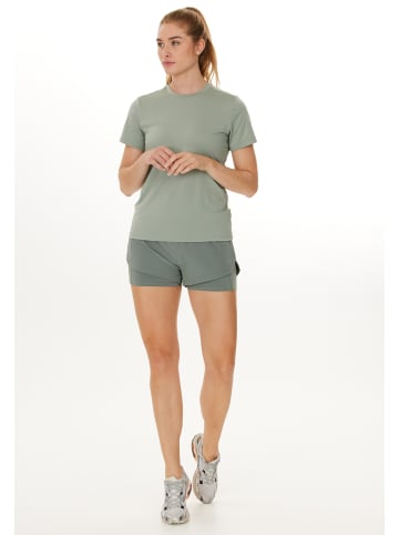 Endurance Shorts Yarol in 3130 Desert Green