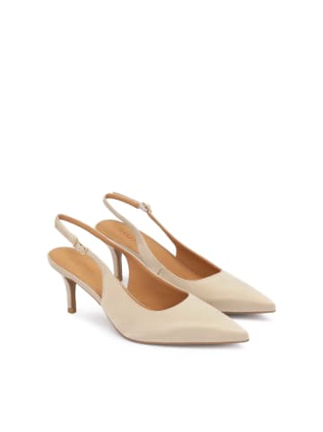 Kazar Pumps in Beige