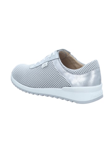 Finn Comfort Sneaker in silber