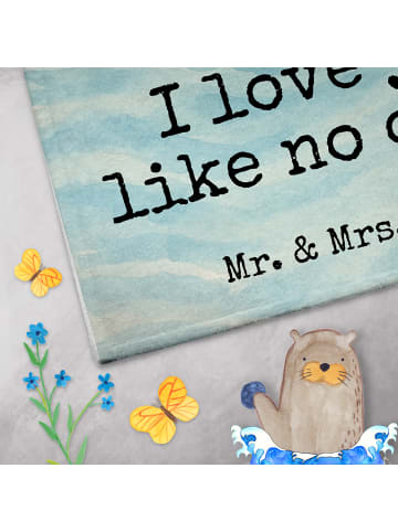 Mr. & Mrs. Panda Handtuch Otter Hände halten Design mit Spruch in Weiß