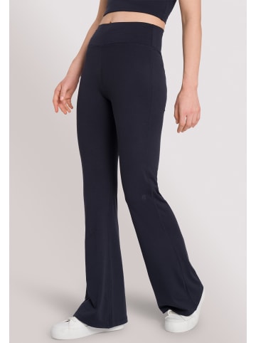 OCEANSAPART Flared Sporthose Dahlia in Black