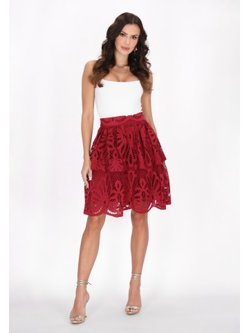 faina Women Skirt in wine red