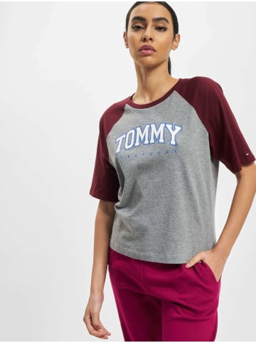 Tommy Hilfiger T-Shirt in deep rouge
