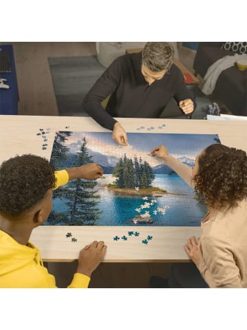 Ravensburger Ravensburger Puzzle 2.000 Teile Spirit Island in Canada in bunt
