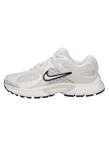 Nike Sneaker V5 RNR in beige