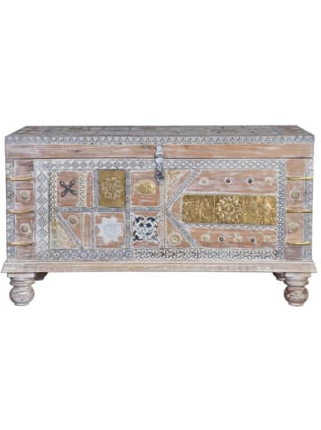 Giner y Colomer Truhe aus Mangoholz in White