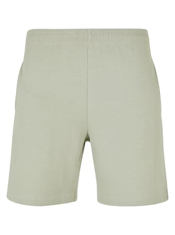 Urban Classics Shorts in softsalvia