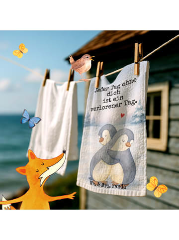 Mr. & Mrs. Panda Gästetuch Pinguine Kuscheln Design mit Spruch in Weiß