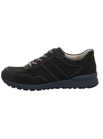 Finn Comfort Sneaker in grün