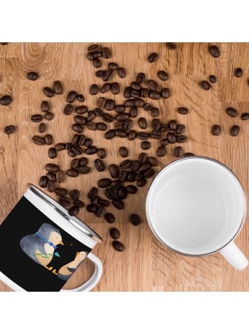 Mr. & Mrs. Panda Camping Emaille Tasse 35. Hochzeitstag Leinwand... in Schwarz
