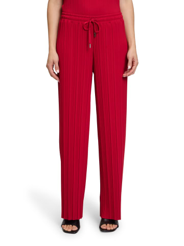 BETTY & CO Stretch-Hose mit Plissee in Dunkelrot