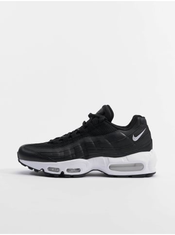 Nike Nike Turnschuhe in black/white/black