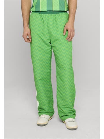 Hummel Track Pant in green