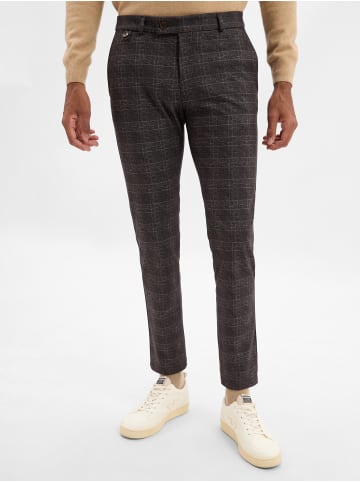 Bugatti Hose Renzo in schlamm