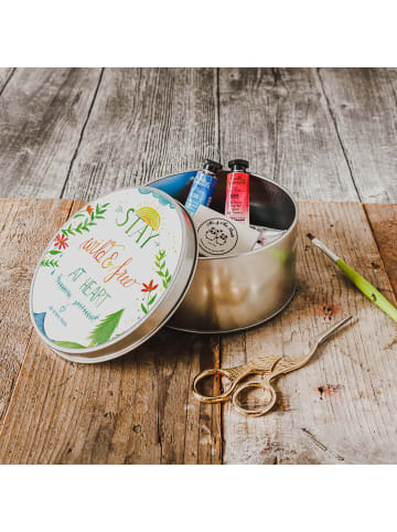 Mr. & Mrs. Panda Dose Stay wild & free at heart mit Spruch in Bunt