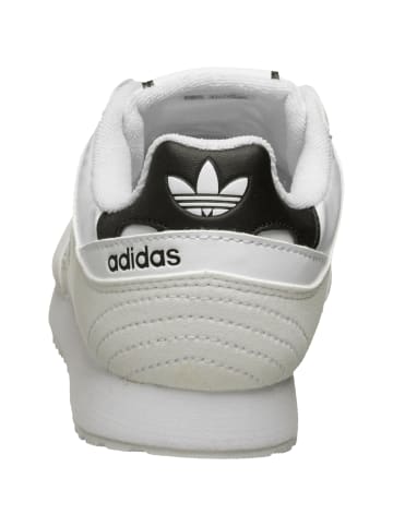 adidas Turnschuhe in white