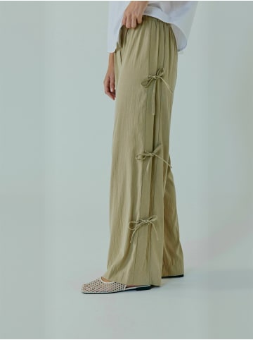 Norr Hose Bowie in Warm Beige