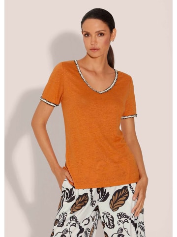 MADELEINE Trendiges Kurzarm-Shirt, V-Ausschnitt in wüstenorange / multicolor