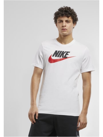 Nike Nike T-Shirts in white