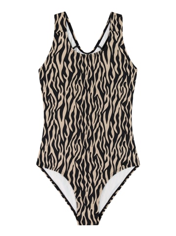 Protest " PRTEmmy JR in True Black