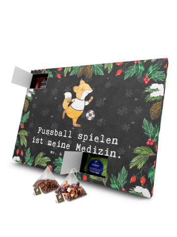 Mr. & Mrs. Panda Tee Adventskalender Fuchs Fußball spielen mit S... in Kreidetafel