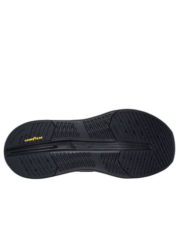 Skechers Slip-On "MAX CUSHIONING GLIDE-STEP" in Schwarz