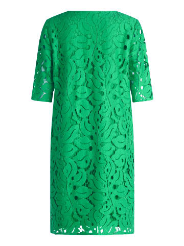 Betty Barclay Spitzenkleid mit V-Ausschnitt in Kelly Green