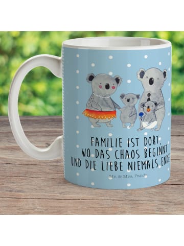 Mr. & Mrs. Panda Kindertasse Koala Familie mit Spruch in Blau Pastell