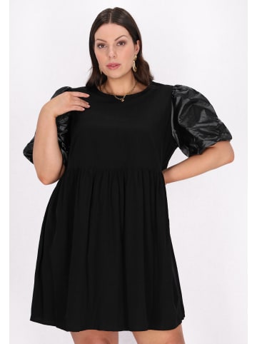 faina Women Plus Size Dress in Black