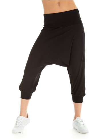 Winshape UNISEX 3/4-Haremshose WBE7 in schwarz