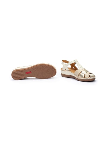 Pikolinos Schaftsandalen in Beige