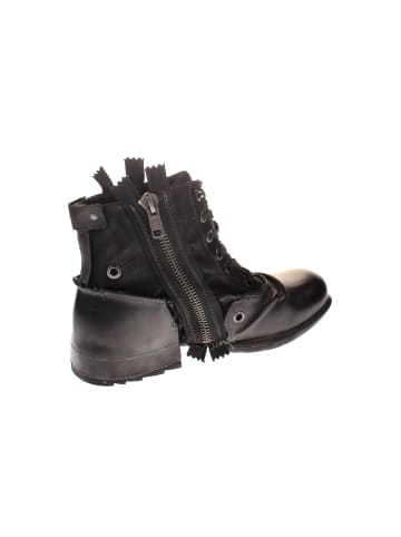 Replay Boots Clutch in Schwarz
