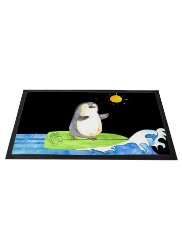 Mr. & Mrs. Panda Schmutzmatte Pinguin Surfer ohne Spruch in Schwarz