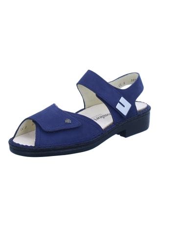 Finn Comfort Sandale in blau