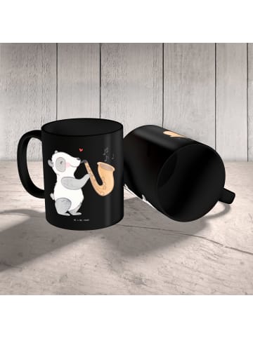 Mr. & Mrs. Panda Teetasse Saxophon Leidenschaft mit Spruch in Schwarz