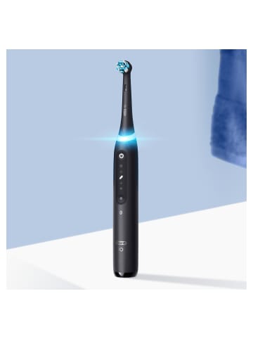 Oral-B Elektr. Zahnbürste "iO5 + Reiseetui" + 12 Aufsteckbürsten "Ultimative Reinigung"
