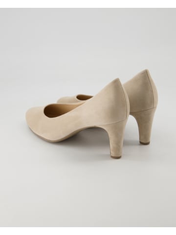 Gabor Business Pumps in Beige