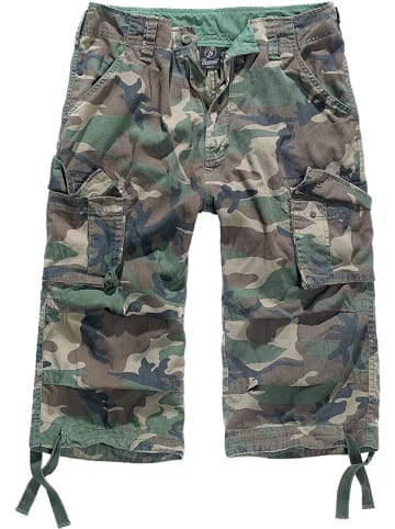 Brandit Shorts in olive camo