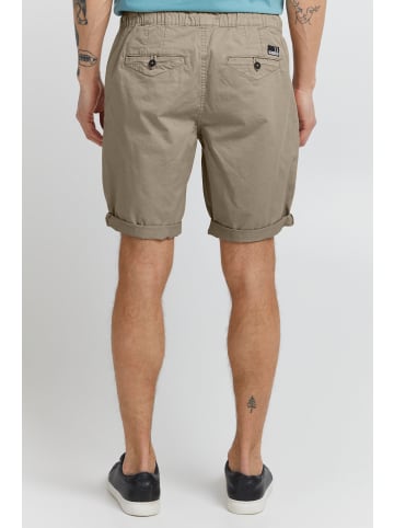 11 Project Chinoshorts PRSivert in Beige