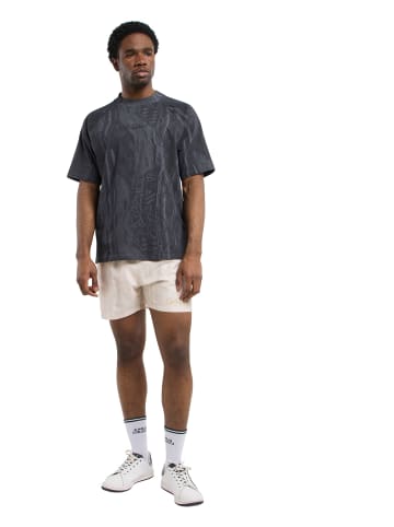 Carlo Colucci T-Shirt Febbraio in Black