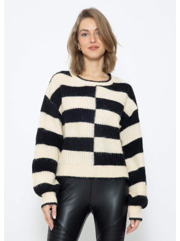 SASSYCLASSY Oversize Strick-Pullover in Schwarz, Weiß